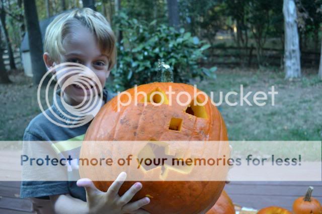  photo pumpkin_carving_20133_zpsef9bc4d4.jpg