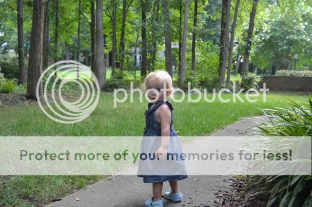  photo rebecca_16mos_zps7f711dd0.jpg