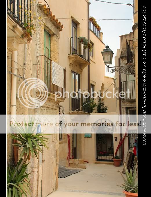 【西西里】 wbrSIRACUSA的街巷生活 【西西里】 wbrSIRACUSA的街巷生活